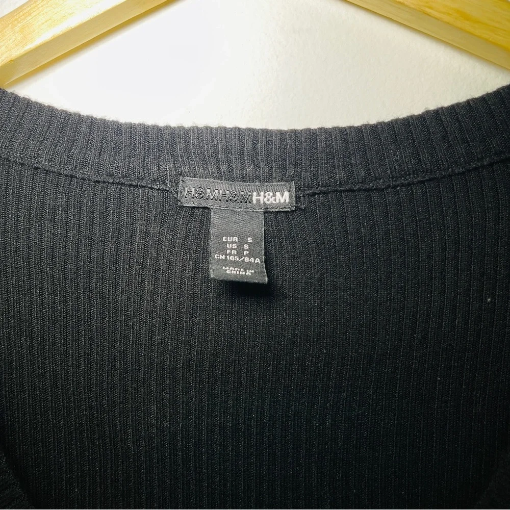 H&M- lightweight wool Black dress- Size S - Picture 8 of 12